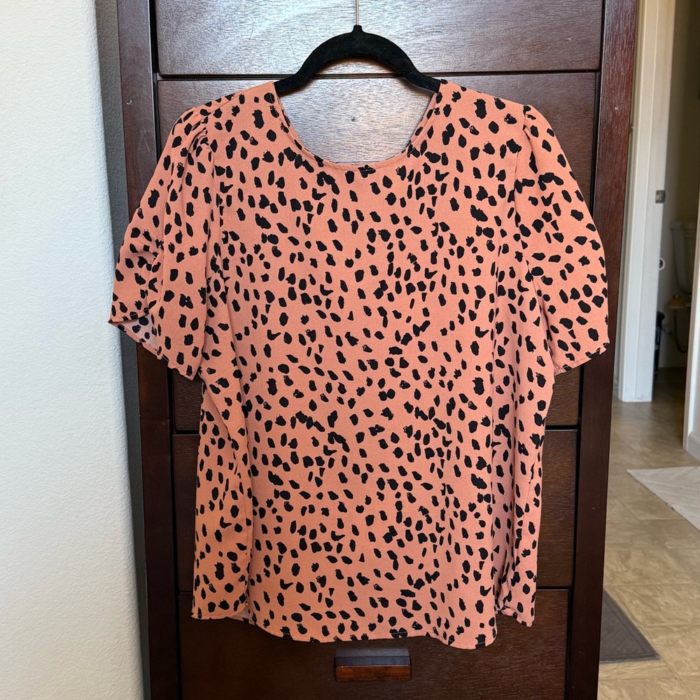 Women's Leopard Print Top